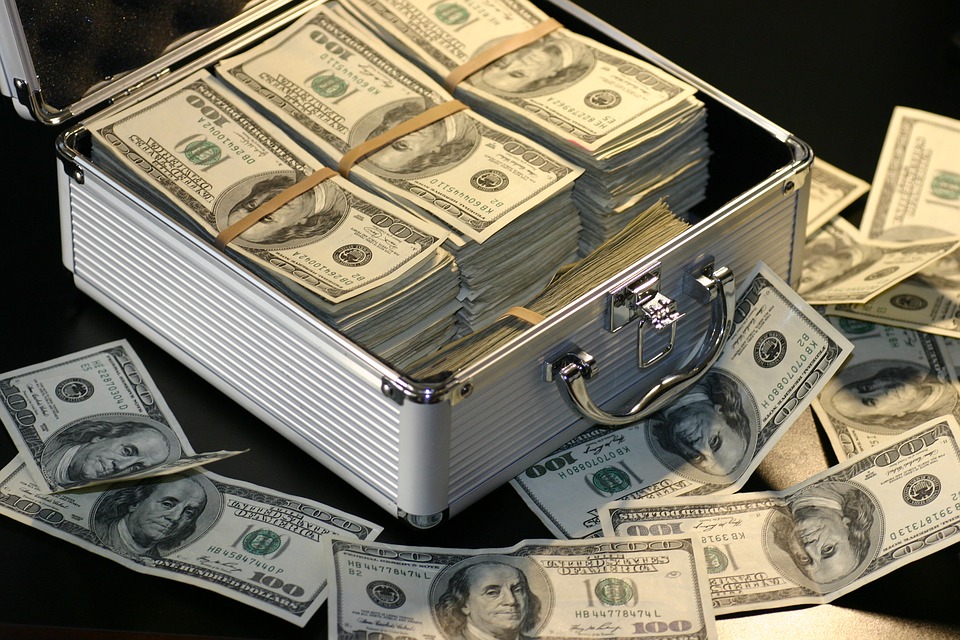 Finders keepers what should you do if you find a large amount of money?