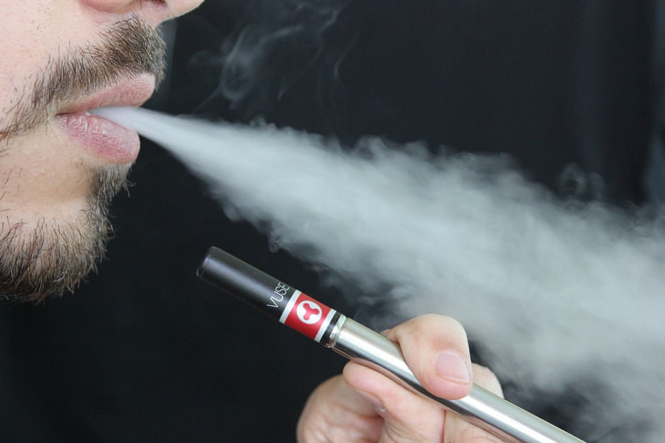 elfbar nachfüll pod läuft aus Nicocig Rechargeable Electronic Cigarette Starter Kit main image 1
