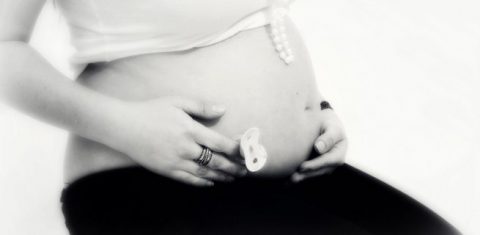 Pregnant lady photo in black and white
