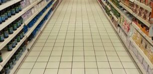 Supermarket aisle