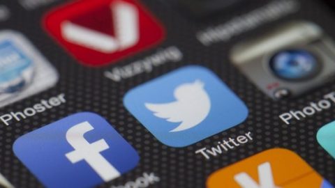 Social media applications on a mobile phone
