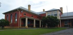 Dungog Courthouse