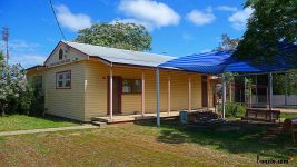 Lightning Ridge Courthouse