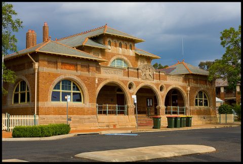 Parkes Courthouse