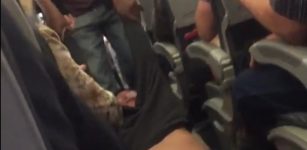 United Airlines passenger removed