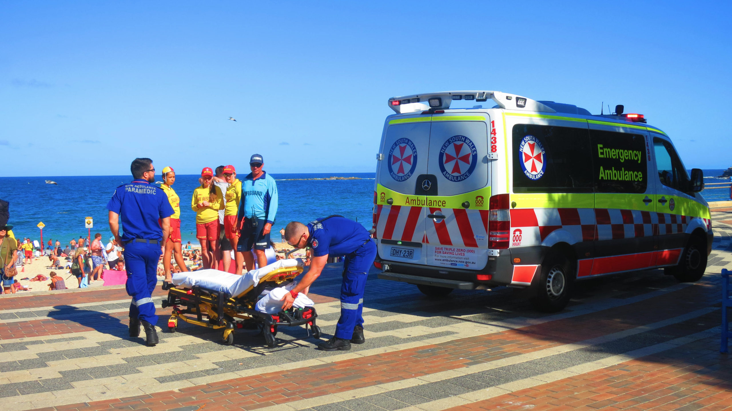 paramedics-don-t-call-police-over-illicit-drug-related-ambulance-call-outs