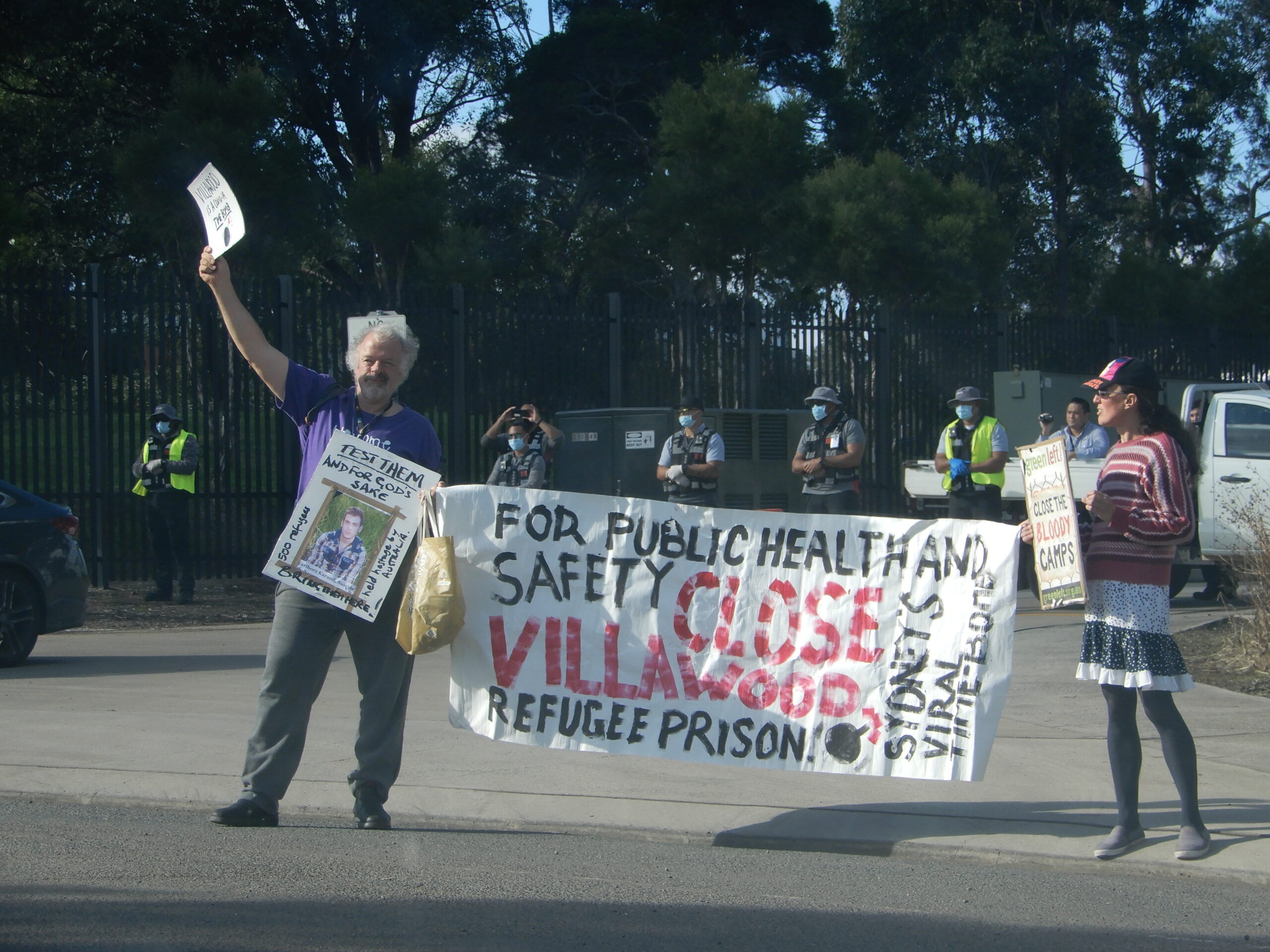 Protesters outside Villawood Detention Centre