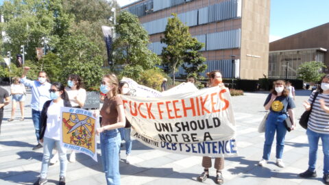 Uni hikes