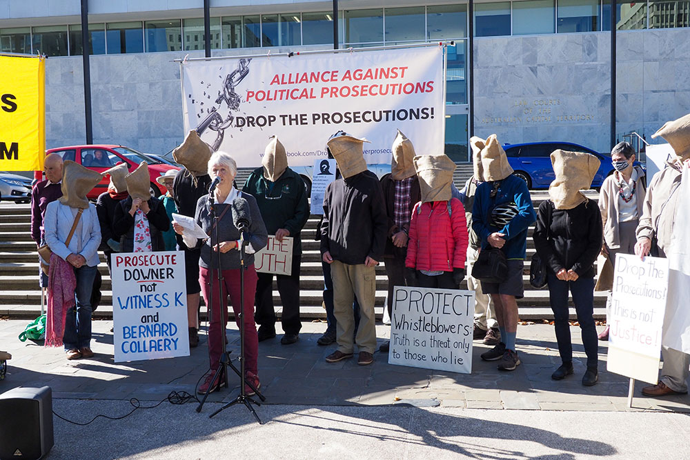 Kathryn Kelly speaks at an AAPP rally out the front of the ACT Supreme Court