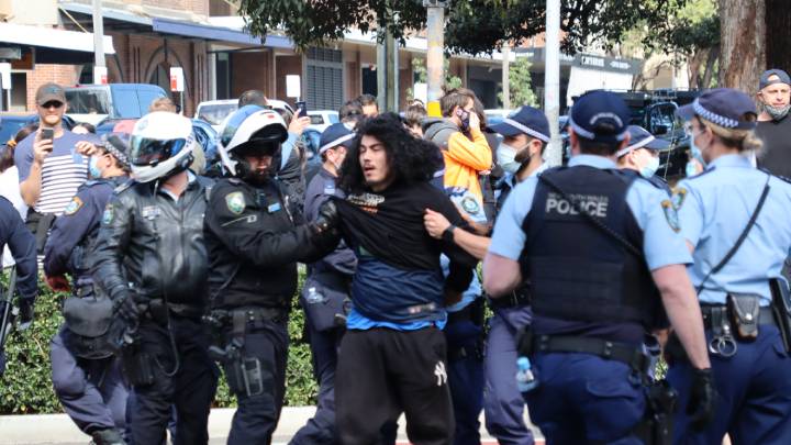 Lockdown protester arrested