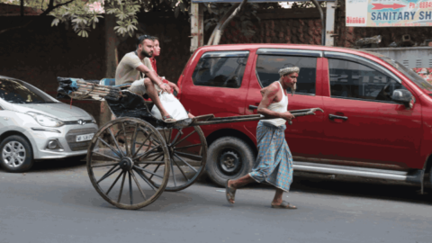 A Photographic Deliberation Upon Kolkata’s Controversial Hand-Pulled Rickshaws