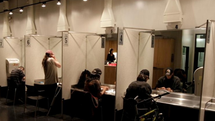 drug consumption room in operation