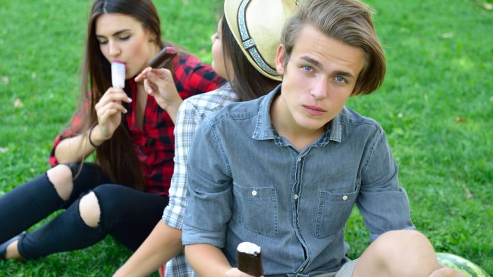 Students eating icecream