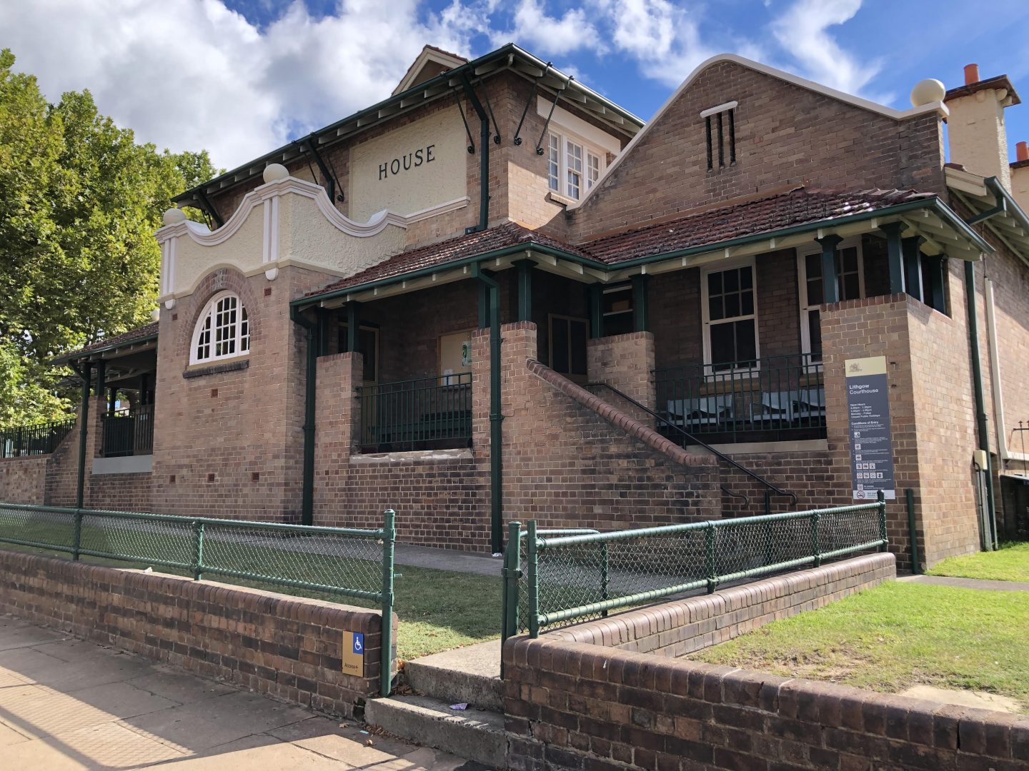 Lithgow Local Court