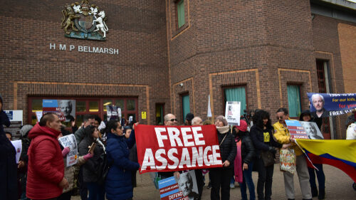 Free Assange